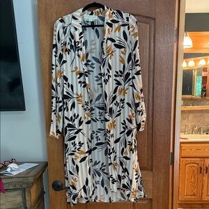 Saltwater LUXE Black and Gold Leaf Print Duster